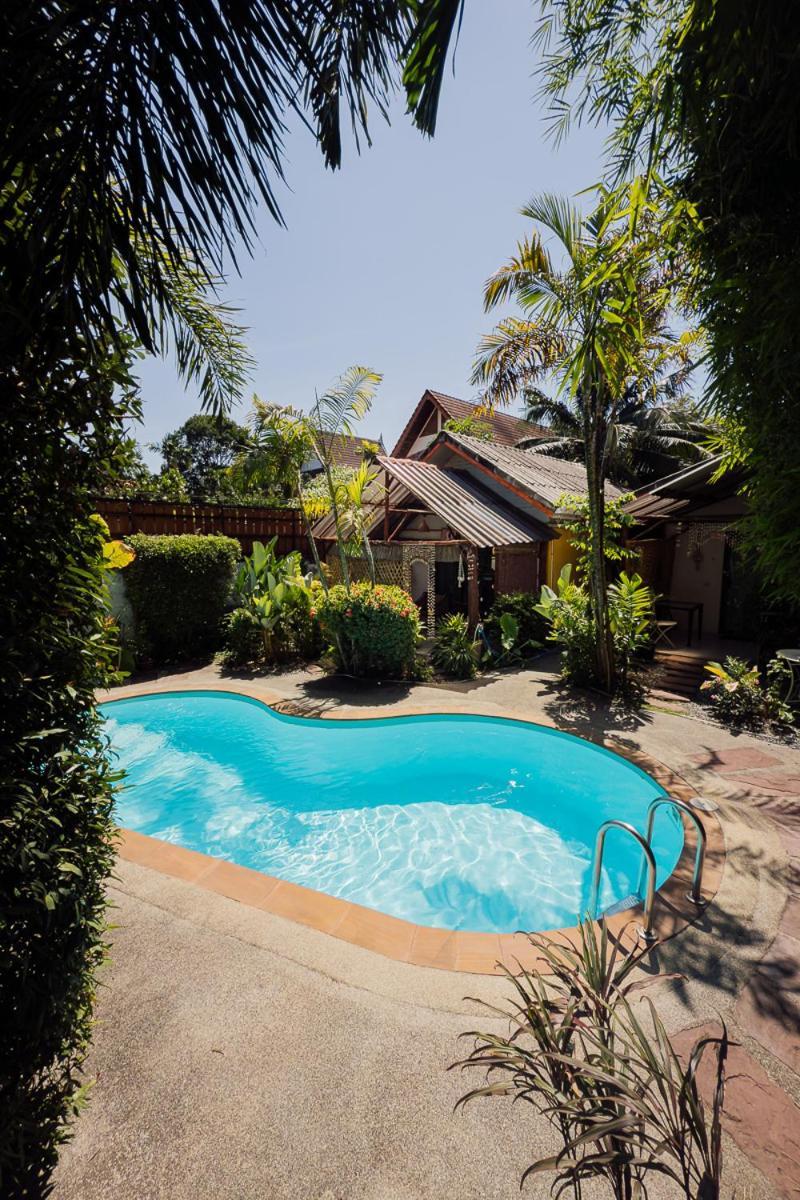 Bed and Breakfast Passion Nai Harn Екстер'єр фото