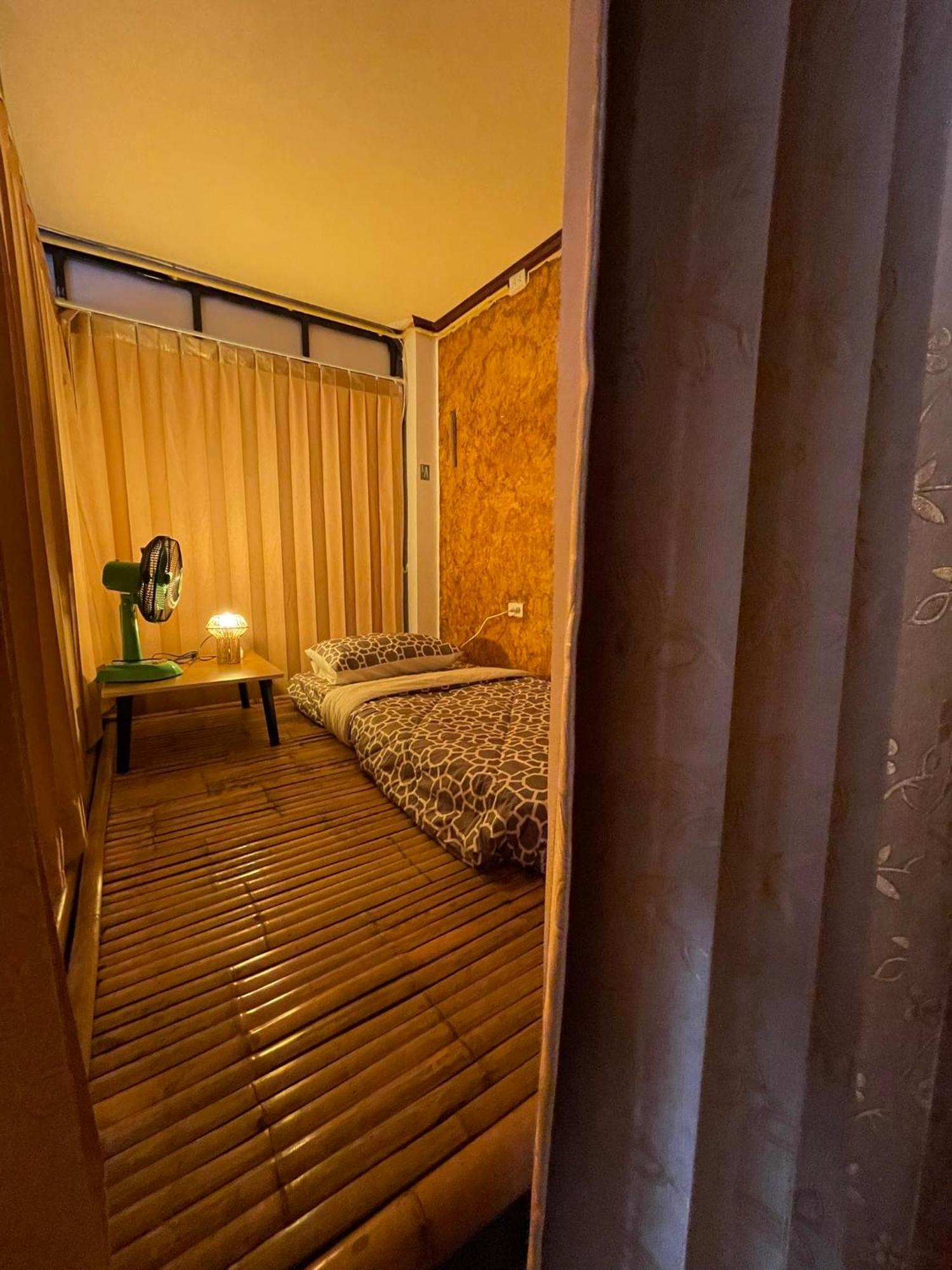 Bed and Breakfast Passion Nai Harn Екстер'єр фото