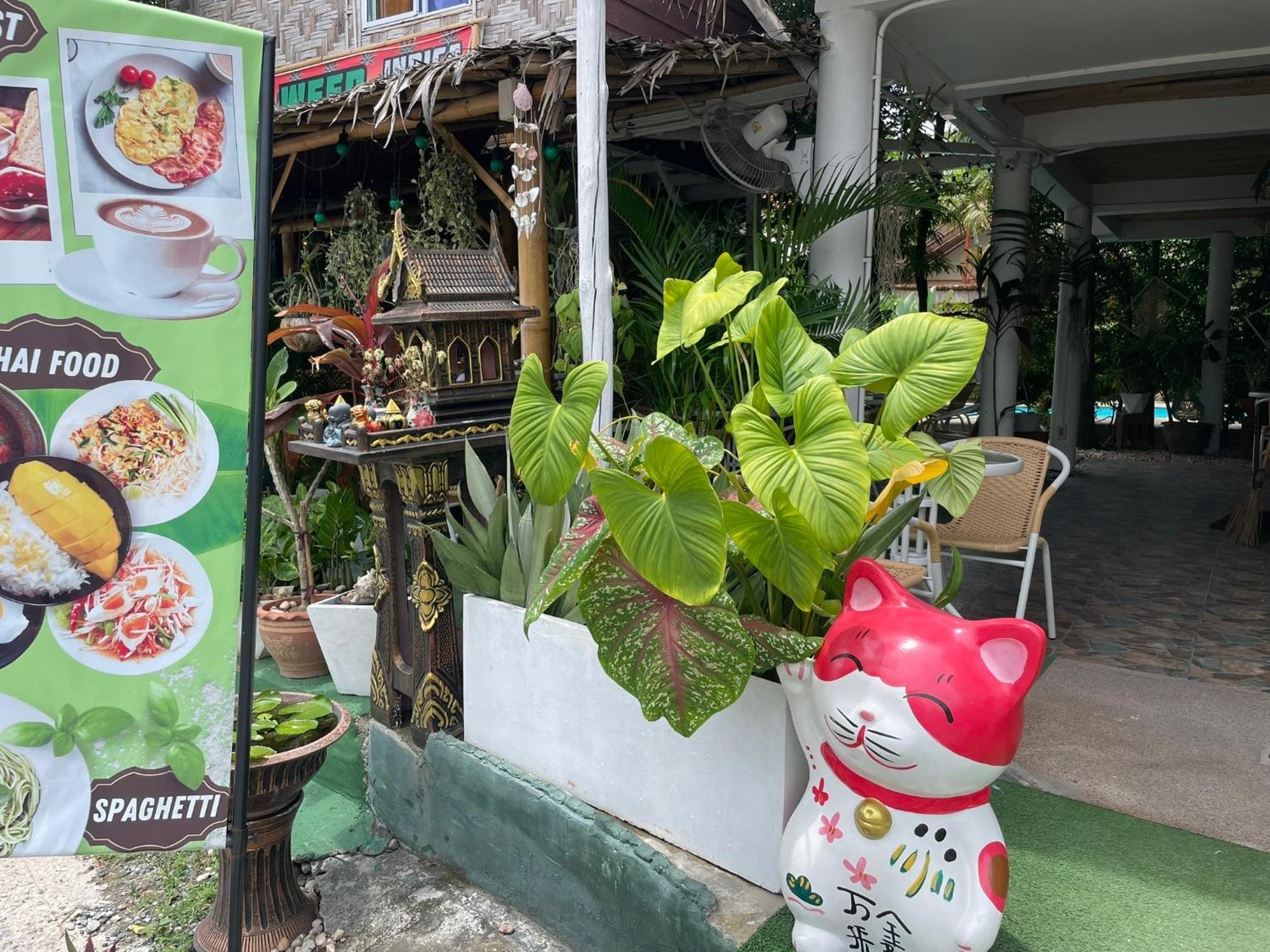 Bed and Breakfast Passion Nai Harn Екстер'єр фото